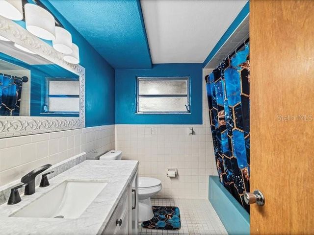 3720 WARBLER DRIVE, New Port Richey, FL 34652