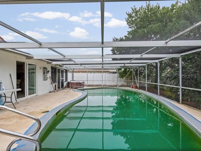 3720 WARBLER DRIVE, New Port Richey, FL 34652