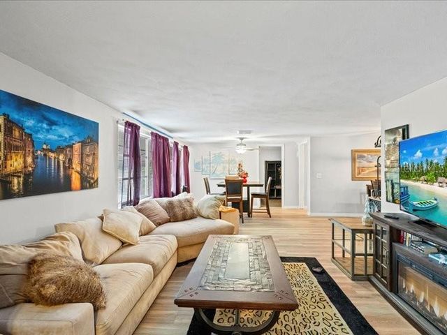 3720 WARBLER DRIVE, New Port Richey, FL 34652