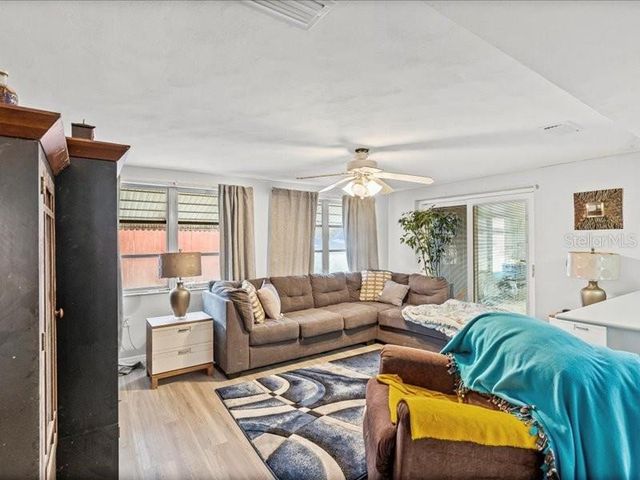 3720 WARBLER DRIVE, New Port Richey, FL 34652