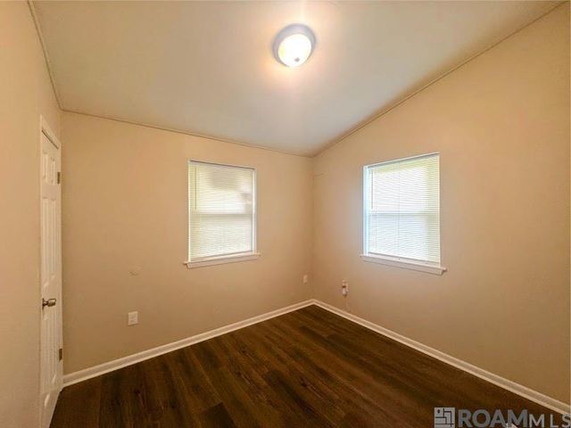 5034 Jackson Ave, Baton Rouge, LA 70806