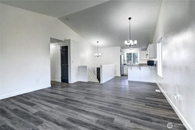 8823 18th Avenue E, Tacoma, WA 98445