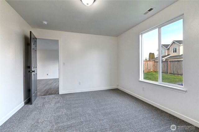 8823 18th Avenue E, Tacoma, WA 98445