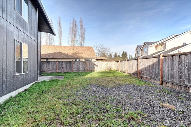 8823 18th Avenue E, Tacoma, WA 98445