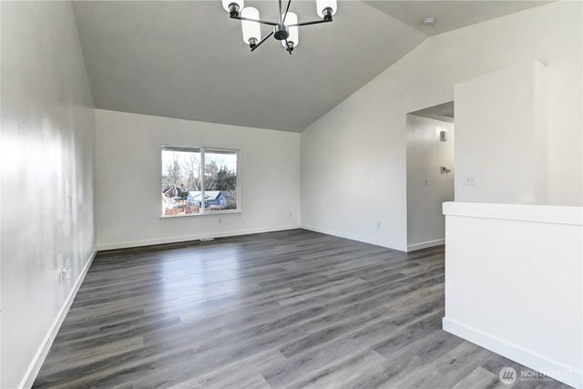 8823 18th Avenue E, Tacoma, WA 98445