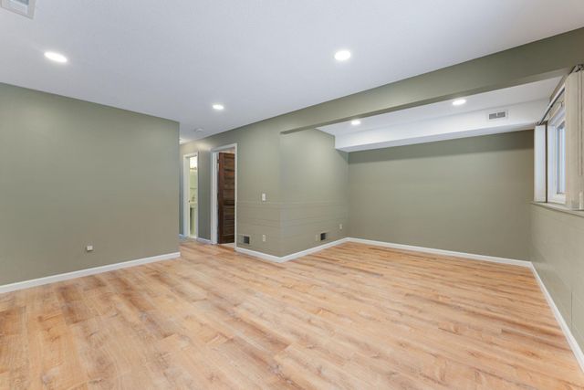 12318 Oak Leaf Court, Burnsville, MN 55337