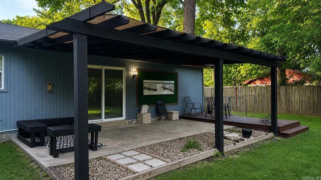 7811 Pat Lane, Little Rock, AR 72103