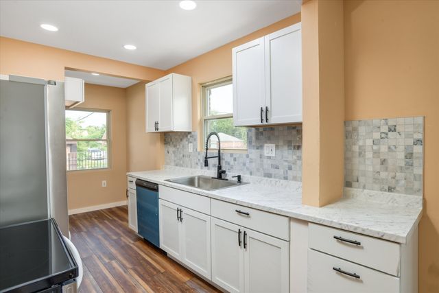 16259 Lesure Street, Detroit City, MI 48235