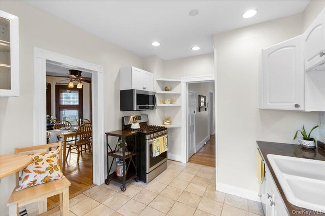 10 Royce Ave, Middletown, NY 10940