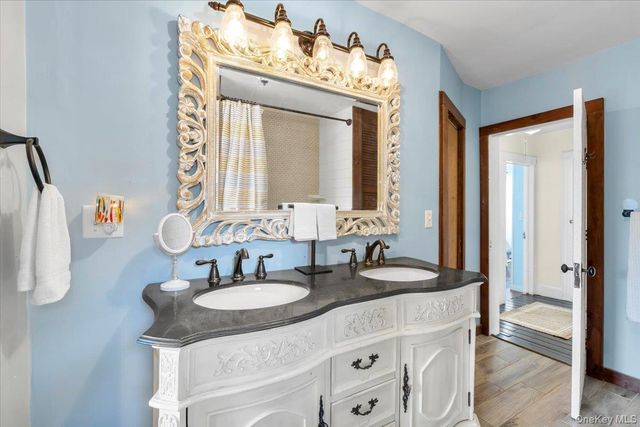 10 Royce Ave, Middletown, NY 10940