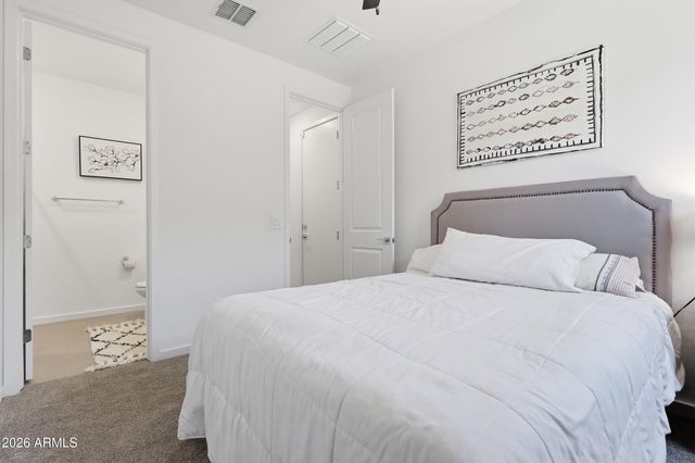 15996 W HONEYSUCKLE Drive, Surprise, AZ 85387