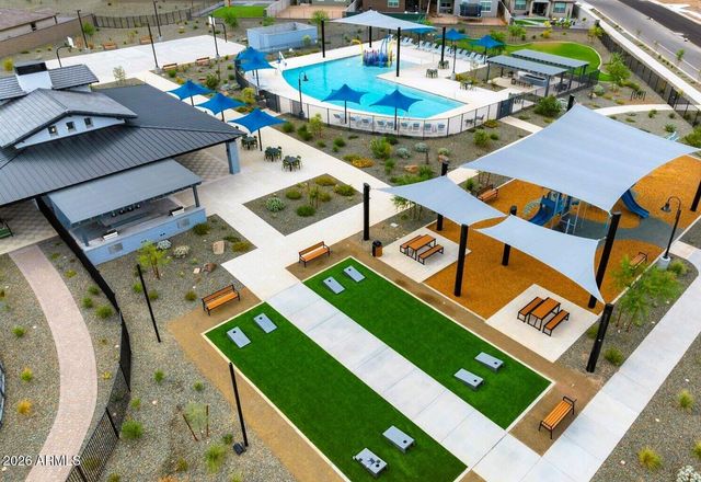 15996 W HONEYSUCKLE Drive, Surprise, AZ 85387