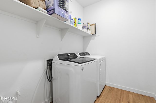 15996 W HONEYSUCKLE Drive, Surprise, AZ 85387