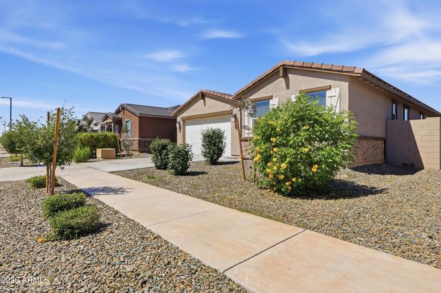 15996 W HONEYSUCKLE Drive, Surprise, AZ 85387