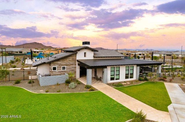 15996 W HONEYSUCKLE Drive, Surprise, AZ 85387