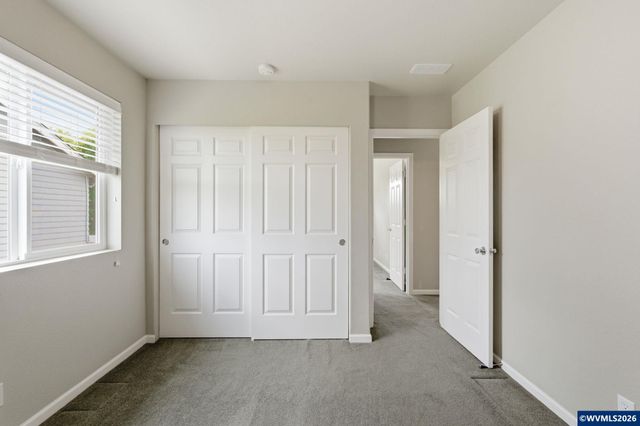 5475 Charles Wy, Eugene, OR 97402