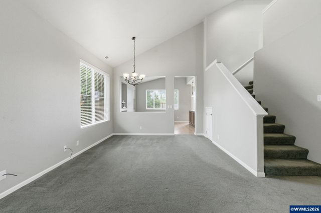 5475 Charles Wy, Eugene, OR 97402