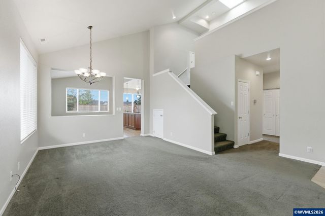 5475 Charles Wy, Eugene, OR 97402