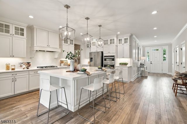 3 Sequoia Dr, Cedar Grove Twp., NJ 07009