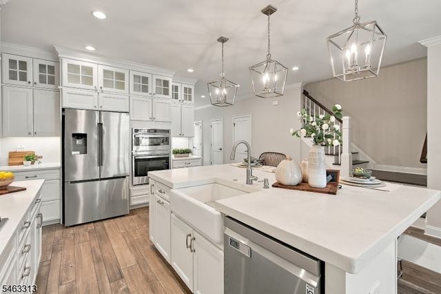 3 Sequoia Dr, Cedar Grove Twp., NJ 07009