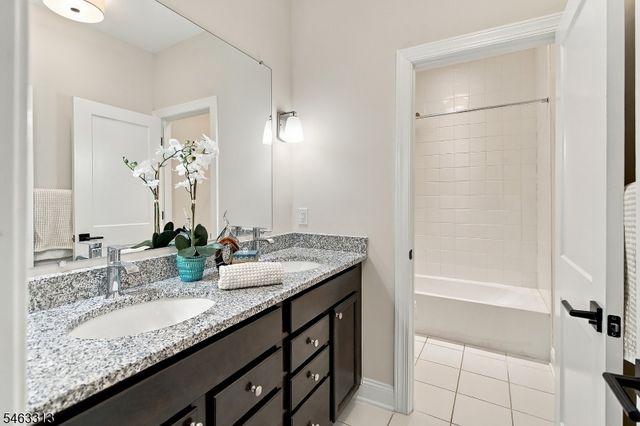 3 Sequoia Dr, Cedar Grove Twp., NJ 07009
