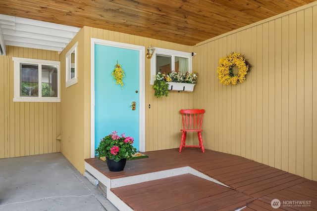 12415 NE 112th Street, Kirkland, WA 98033