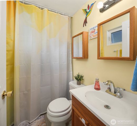 12415 NE 112th Street, Kirkland, WA 98033