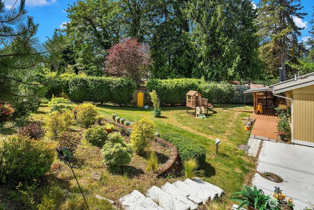 12415 NE 112th Street, Kirkland, WA 98033