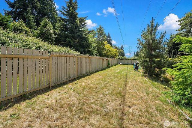 12415 NE 112th Street, Kirkland, WA 98033