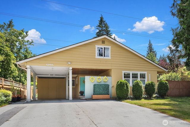 12415 NE 112th Street, Kirkland, WA 98033