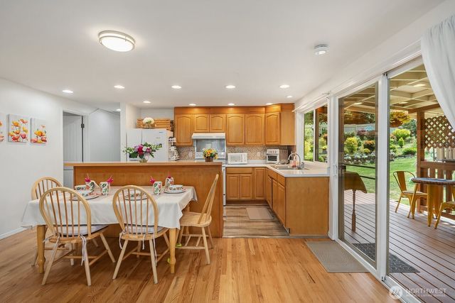 12415 NE 112th Street, Kirkland, WA 98033