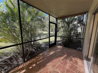 942 LA COSTA CIRCLE 3, Sarasota, FL 34237
