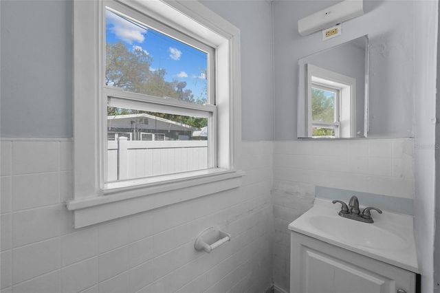 614 BEVERLY AVENUE, Largo, FL 33770