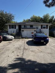 813 14TH AVENUE, Green Bay, WI 54473