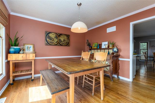 3508 N PARK Avenue, Kansas City, MO 64116