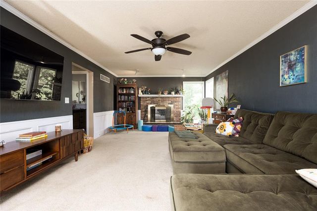 3508 N PARK Avenue, Kansas City, MO 64116