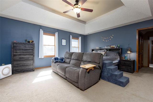 3508 N PARK Avenue, Kansas City, MO 64116