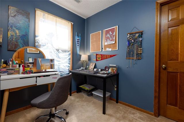3508 N PARK Avenue, Kansas City, MO 64116