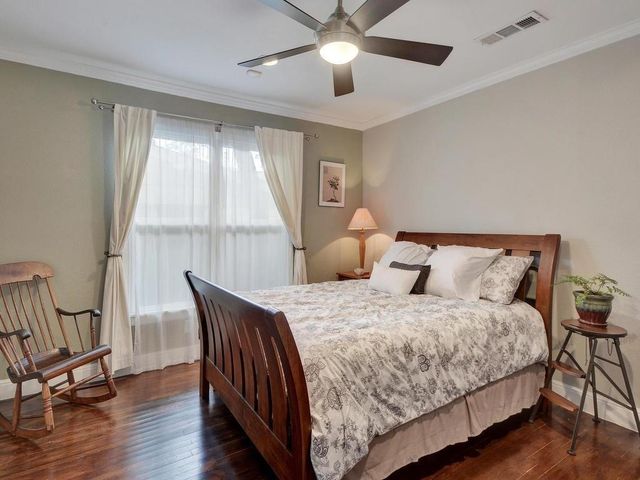 610 W North Loop BLVD, Austin, TX 78751