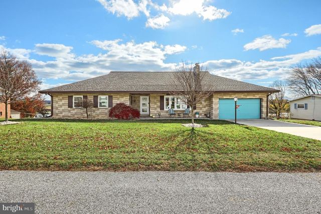 4330 BRIARWOOD CT, York, PA 17408