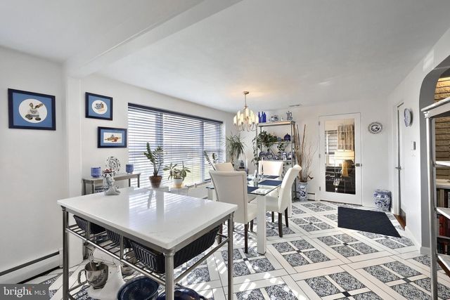 4330 BRIARWOOD CT, York, PA 17408