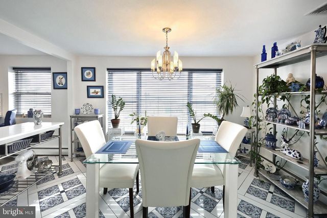 4330 BRIARWOOD CT, York, PA 17408