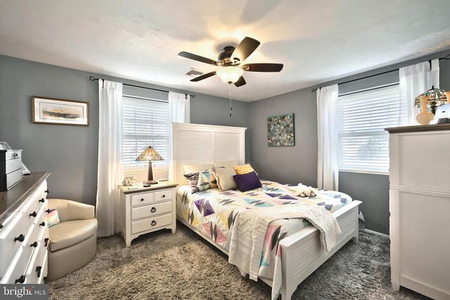 4330 BRIARWOOD CT, York, PA 17408