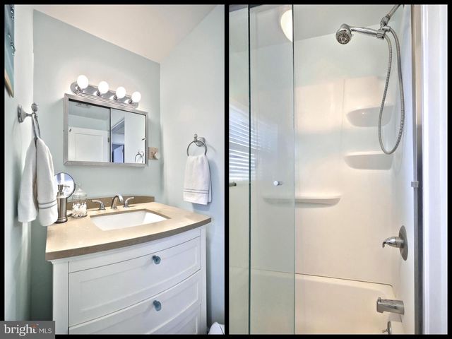 4330 BRIARWOOD CT, York, PA 17408