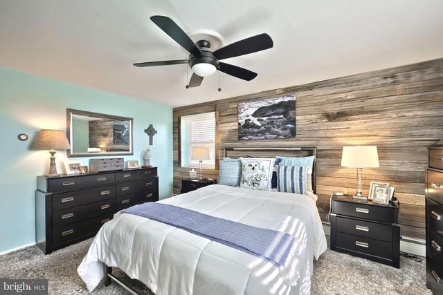 4330 BRIARWOOD CT, York, PA 17408