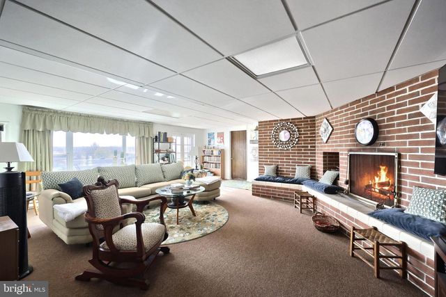 4330 BRIARWOOD CT, York, PA 17408