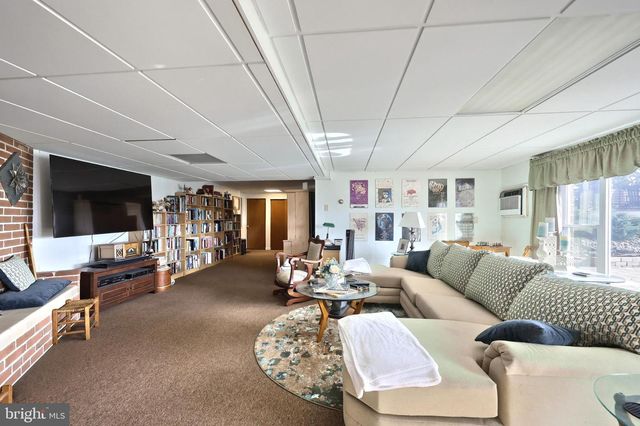 4330 BRIARWOOD CT, York, PA 17408