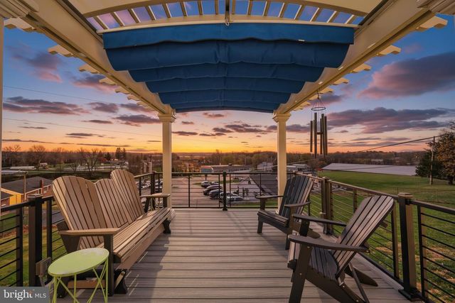 4330 BRIARWOOD CT, York, PA 17408