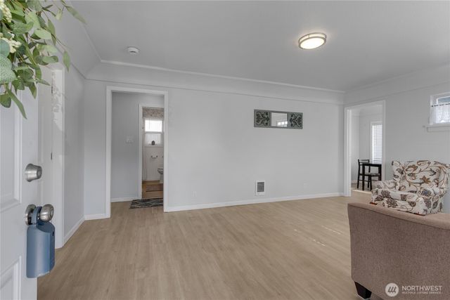 637 Elizabeth Street, Sumner, WA 98390