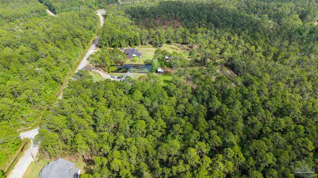 Nowling Dr, Milton, FL 32583